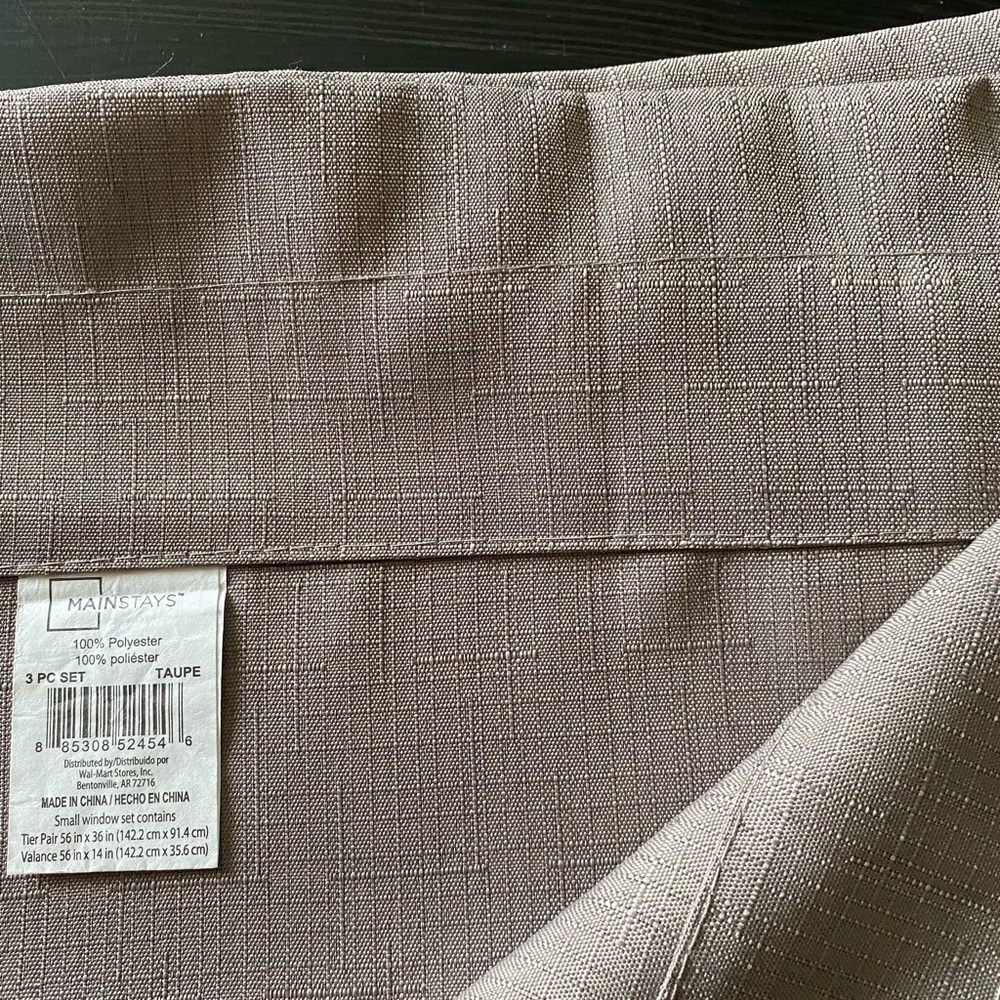 MAINSTAYS-TAUPE CURTAINS-2 PANELS 28x36 - Picture 4 of 6
